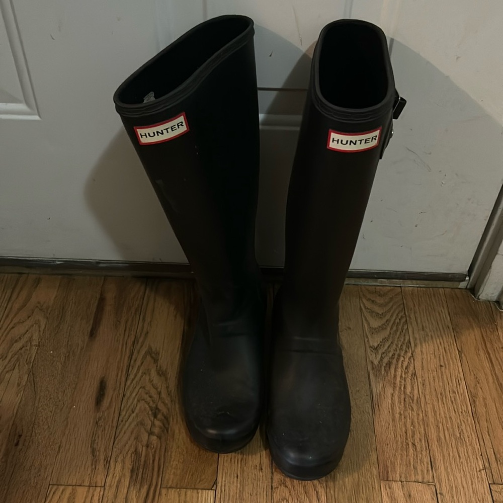 Hunter Rain Boots - size 7